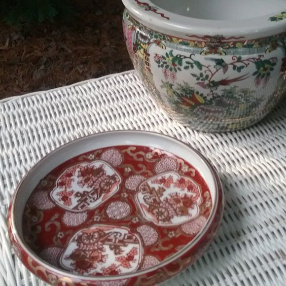 Vtg GOLD IMARI Japan Hand Painted Red Rust Gold White Shallow Asian Bowl Dish - Picture 3 of 5